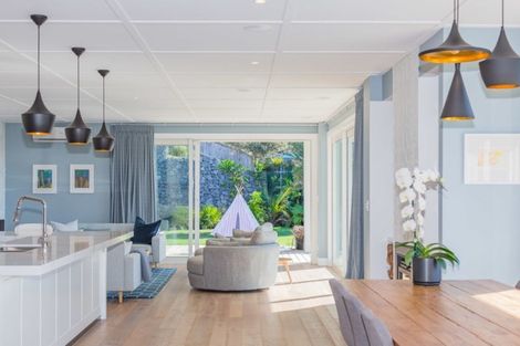 Photo of property in 31 Brick Bay Drive, Sandspit, Warkworth, 0982