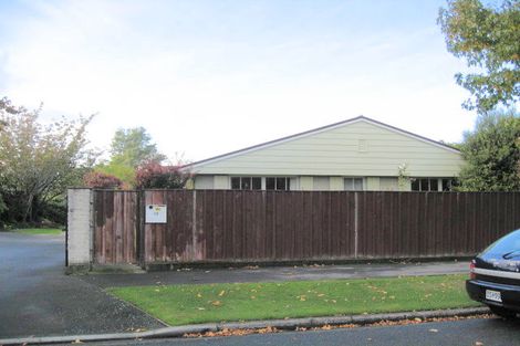Photo of property in 12 Tudor Avenue, Ilam, Christchurch, 8041
