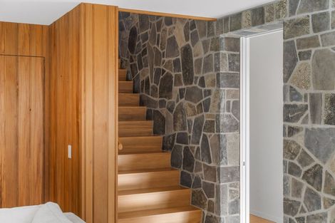 Photo of property in 7 Michael Avenue, Mount Pleasant, Christchurch, 8081