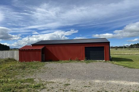 Photo of property in 370 Western Lake Road, Western Lake, Featherston, 5773