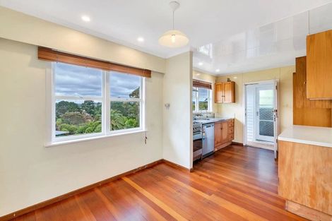 Photo of property in 38 Cyclarama Crescent, Massey, Auckland, 0614