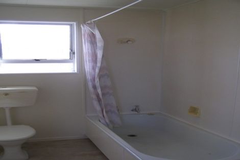 Photo of property in 5 Porritt Place, Tamatea, Napier, 4112