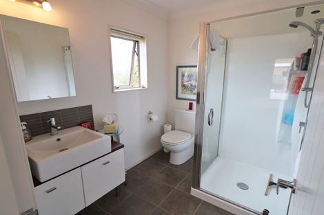 Photo of property in 24 Charles Street, Carterton, 5713