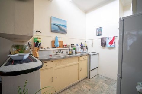 Photo of property in 90 Victoria Avenue, Palmerston North, 4410