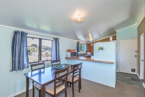 Photo of property in 22 Rangitane Street, Himatangi Beach, Foxton, 4891