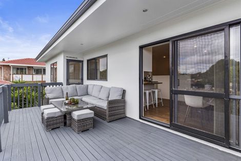 Photo of property in 7 Jubaea Place, Henderson, Auckland, 0610