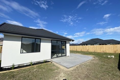 Photo of property in 14 Feltham Street, Hunterville, 4730