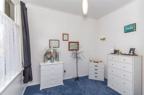 Photo of property in 37 The Avenue, Levin, 5510