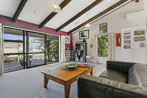 Photo of property in 106 Lorraine Place, Whangamata, 3620