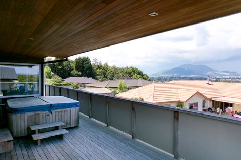 Photo of property in 7 Acacia Bay Road, Nukuhau, Taupo, 3330