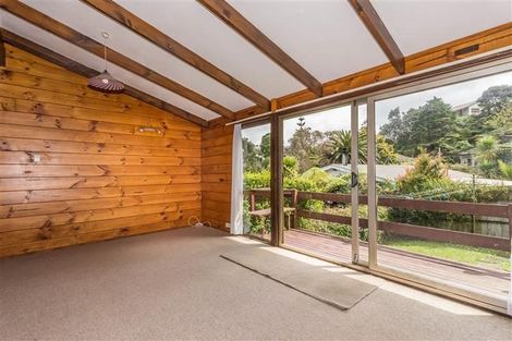 Photo of property in 1/28 Scotstoun Place, Glen Eden, Auckland, 0602