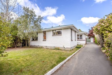 Photo of property in 83 Staveley Street, Avonhead, Christchurch, 8042