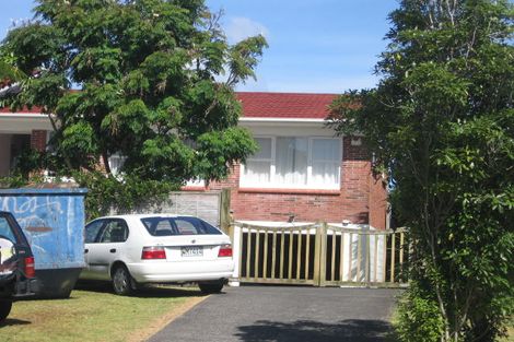 Photo of property in 25 Marlborough Avenue, Glenfield, Auckland, 0629