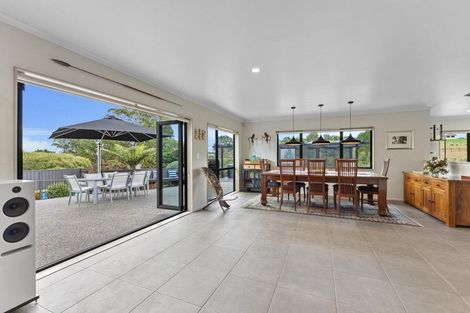 Photo of property in 71 Kaipara Road, Papakura, 2582