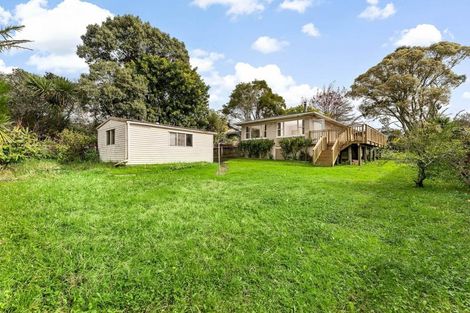 Photo of property in 19 Spence Road, Henderson, Auckland, 0612