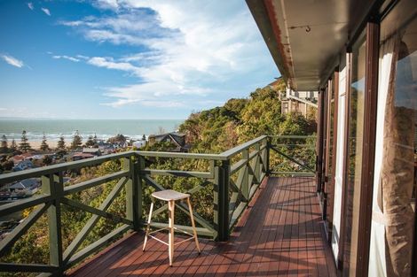 Photo of property in 64 Richmond Hill Road, Richmond Hill, Christchurch, 8081