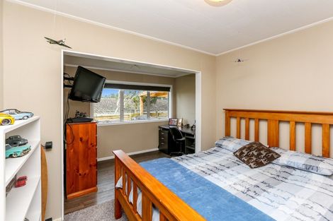 Photo of property in 47 Cumberland Street, Merrilands, New Plymouth, 4312