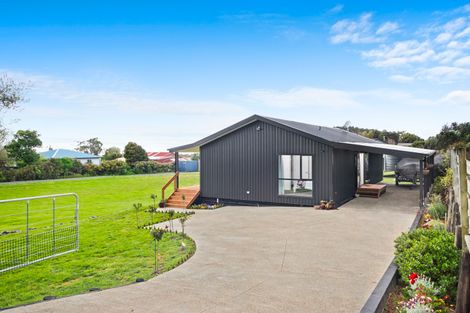 Photo of property in 2630 Awhitu Road, Awhitu, Waiuku, 2684