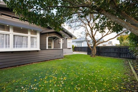 Photo of property in 194 Ferguson Street, West End, Palmerston North, 4412