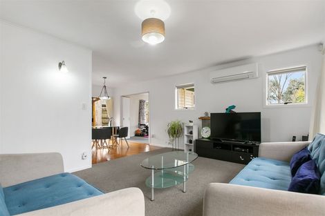 Photo of property in 1/8 Beldon Place, Pakuranga Heights, Auckland, 2010