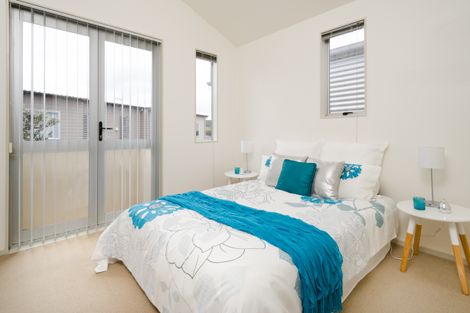 Photo of property in 25 Albionvale Road, Glen Eden, Auckland, 0602