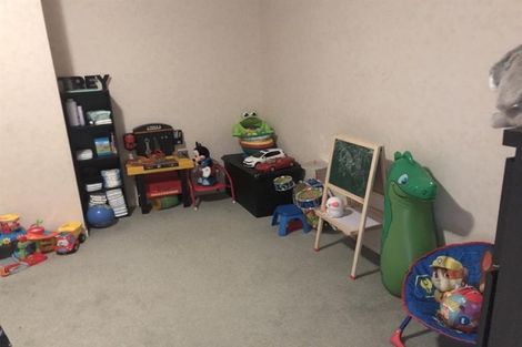 Photo of property in 23 Courtvale Place, Flat Bush, Auckland, 2019