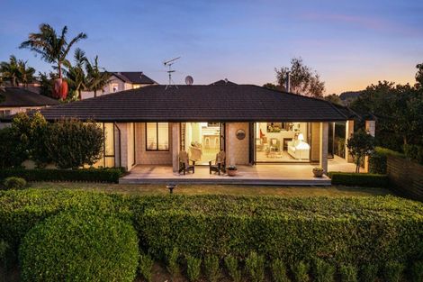 Photo of property in 44 Grace James Road, Pukekohe, 2120