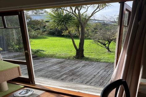 Photo of property in 72 Carlisle Road, Browns Bay, Auckland, 0632