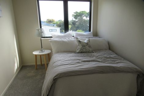 Photo of property in 10/2 Nikau Street, New Lynn, Auckland, 0600