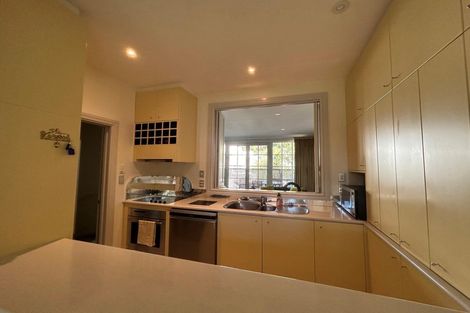 Photo of property in 154 Tinakori Road, Thorndon, Wellington, 6011