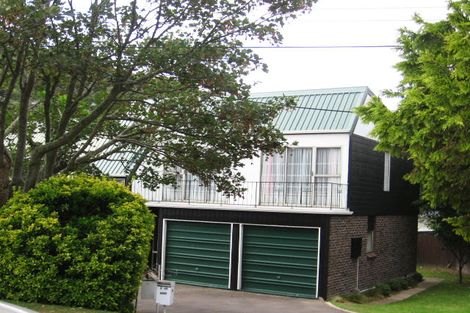 Photo of property in 2/69 Simla Crescent, Khandallah, Wellington, 6035