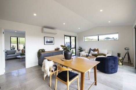 Photo of property in 1 Panui Avenue, Helensville, 0800