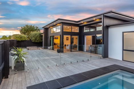 Photo of property in 1 Sorrel Gate, Halswell, Christchurch, 8025