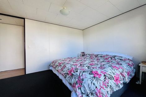 Photo of property in 5 Kopara Place, Clendon Park, Auckland, 2103