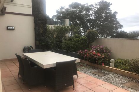 Photo of property in The Sands Apartments, 10/47 The Strand, Takapuna, Auckland, 0622