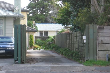 Photo of property in 106a Rathgar Road, Henderson, Auckland, 0610