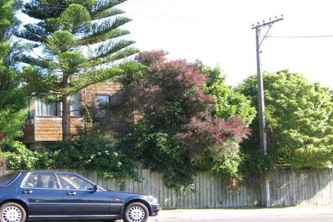 Photo of property in 2/12 Hebron Road, Waiake, Auckland, 0630