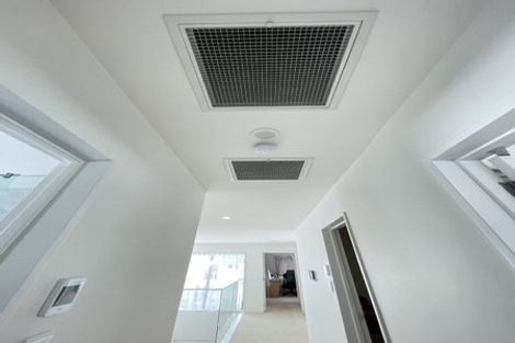 Photo of property in 36 Greenfinch Road, Hobsonville, Auckland, 0616