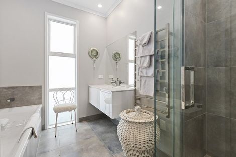 Photo of property in 98 Vineyard Road, Te Kauwhata, 3782