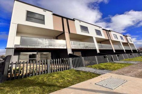 Photo of property in 6/1 Cape Road, Mangere, Auckland, 2022