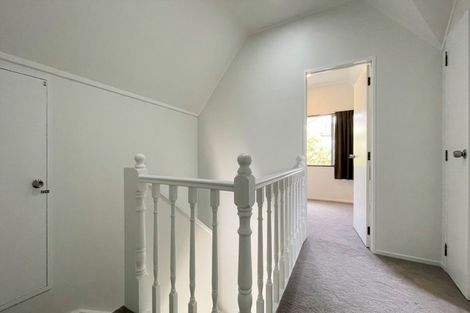 Photo of property in 21 Mallard Place, Unsworth Heights, Auckland, 0632