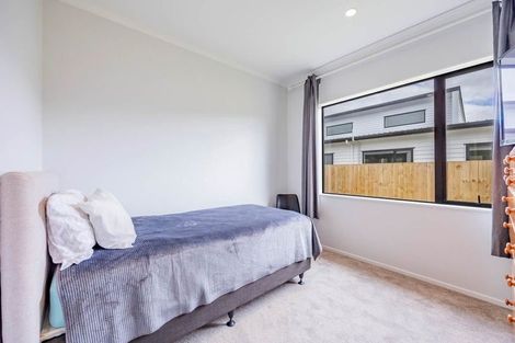 Photo of property in 26 Paihere Street, Huapai, Kumeu, 0810