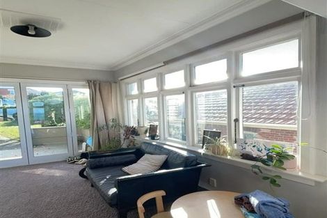 Photo of property in 82 Middleton Road, Kew, Dunedin, 9012