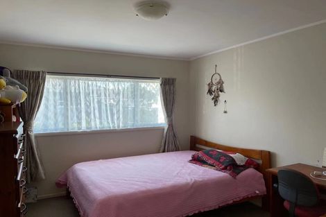 Photo of property in 1/329 Pakuranga Road, Pakuranga Heights, Auckland, 2010