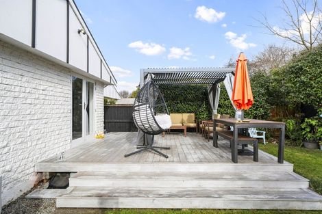 Photo of property in 2/385 Withells Road, Avonhead, Christchurch, 8042