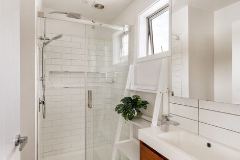 Photo of property in 11 Beach Cove, Wainui, Gisborne, 4010