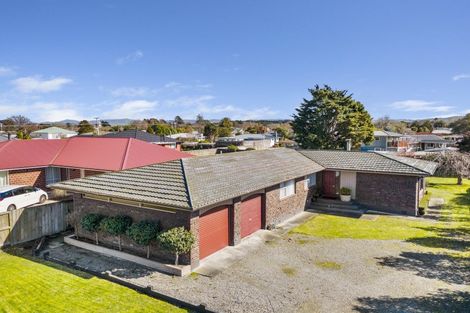 Photo of property in 100 Huxley Street, Pahiatua, 4910