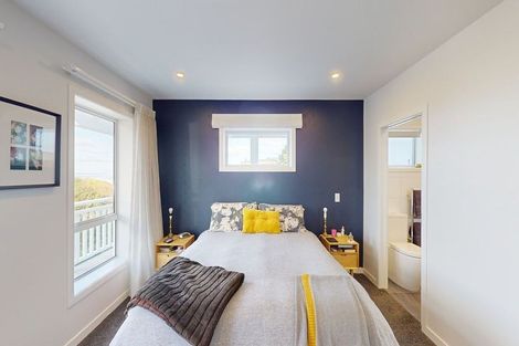 Photo of property in 2/74 Jubilee Road, Khandallah, Wellington, 6035