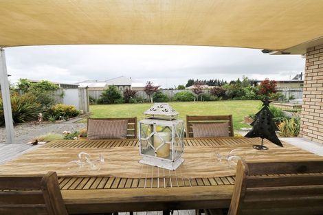 Photo of property in 24 Charles Street, Carterton, 5713