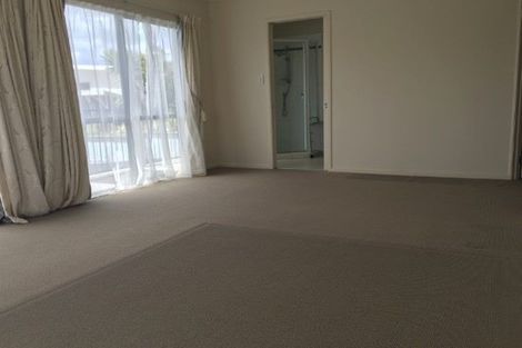 Photo of property in 7 Kinleith Way, Albany, Auckland, 0632